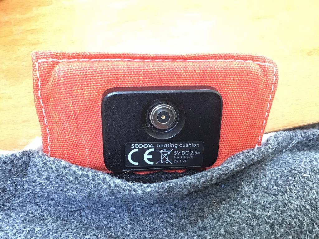 GEZOCHT Stoov oud model oplaadsnoer met magneet, Huis en Inrichting, Woonaccessoires | Kussens, Ophalen of Verzenden, Zwart, Overige vormen