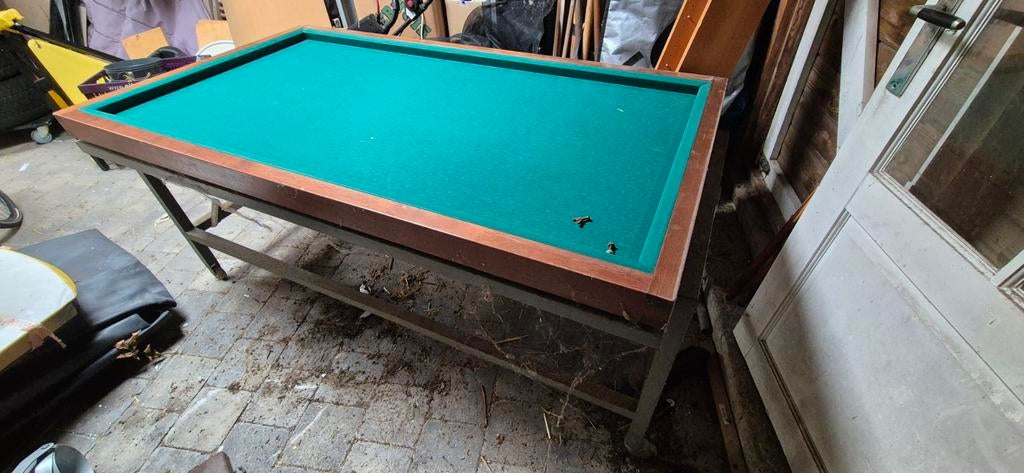 Biljarttafel met twee keuen, Ophalen, Gebruikt, Biljarttafel