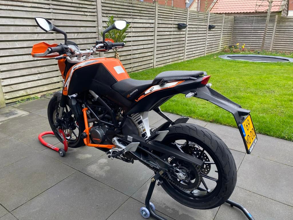 KTM Duke 125cc | 2013 | A1 rijbewijs | KTM accessoires | ABS - foto 2