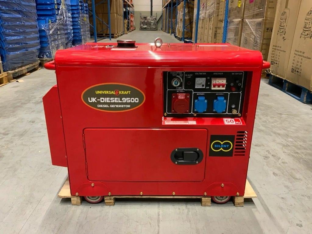 NIEUW!! Generator / Aggregaat  Universal Kraft UKDiesel 9500, Ophalen, Dieselolie, Geluidgedempt, Nieuw