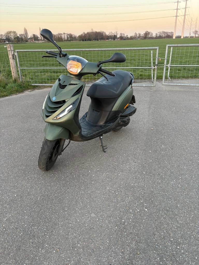 Piaggio zip 125cc, Tweetakt, Gebruikt, Zip, Ophalen of Verzenden