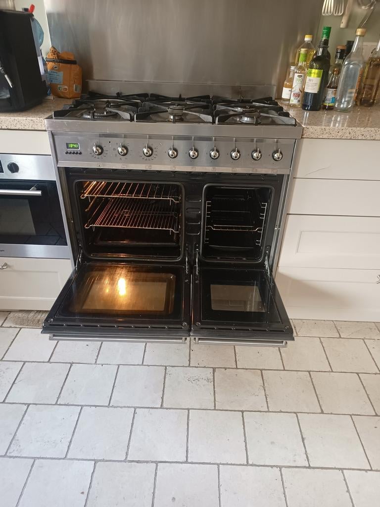 Smeg dubbele oven en gasfornuis, Witgoed en Apparatuur, Ovens, Ophalen, Gebruikt, 60 cm of meer, Oven met grill