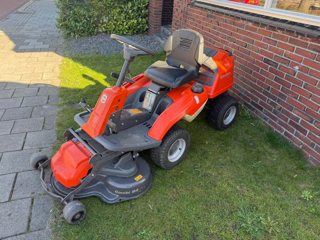 Husqvarna R213 husqvarna rider Frontmaaier Zitmaaier, Tuin en Terras, Zitmaaiers, Ophalen of Verzenden, Gebruikt, Mulchfunctie