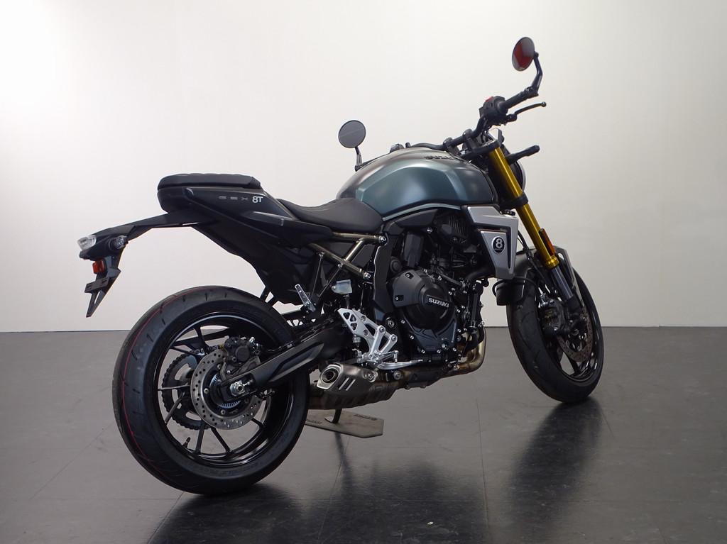 Suzuki GSX GSX-8T - foto 2