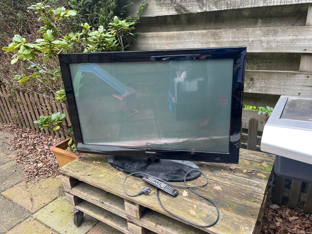 Samsung Plasma TV 42 inch met afstandsbediening, Ophalen, Gebruikt, LCD, Samsung