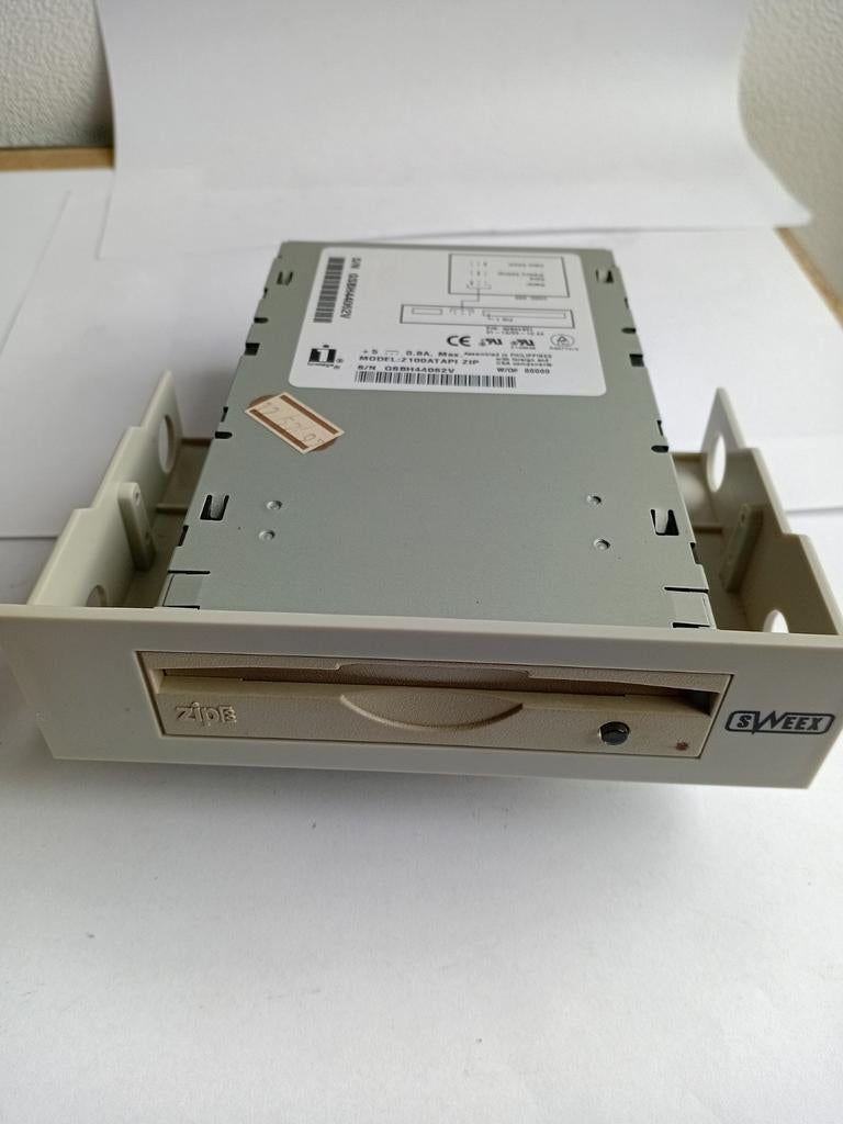 Iomega Zip Drive Z100ATAPI Intern (Sweex Behuizing), Intern, Gebruikt, Ophalen of Verzenden, 100 MB (Zip)