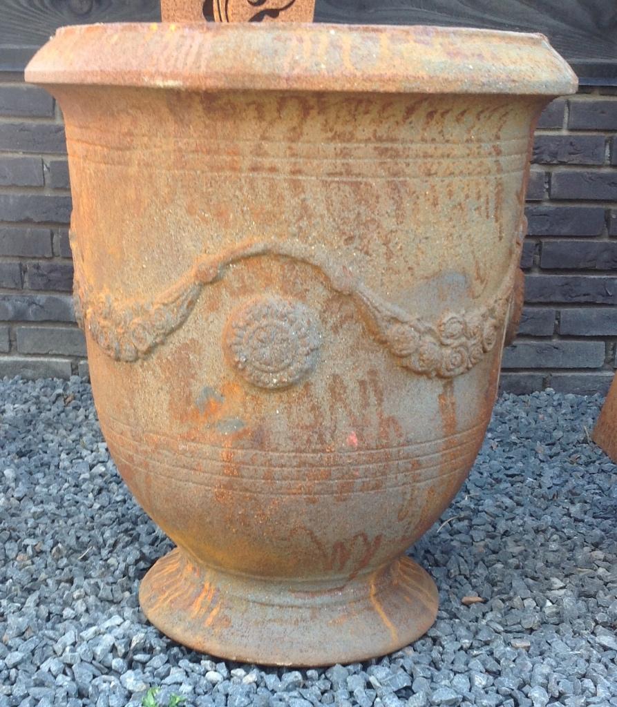 Gietijzeren saint lo anduze pot in twee maten., Ophalen, Rond, Nieuw, Balkon