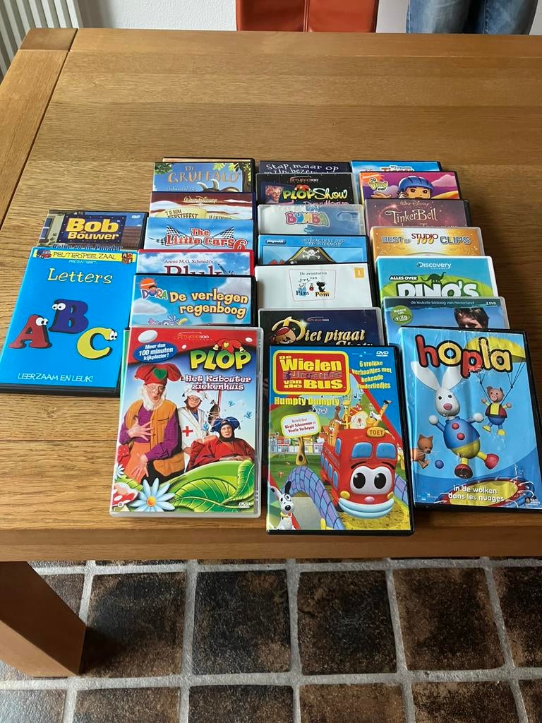 D.V.D tjes voor kids, leuke filmpjes, Cd's en Dvd's, VHS | Kinderen en Jeugd, Alle leeftijden, Ophalen of Verzenden, Zo goed als nieuw