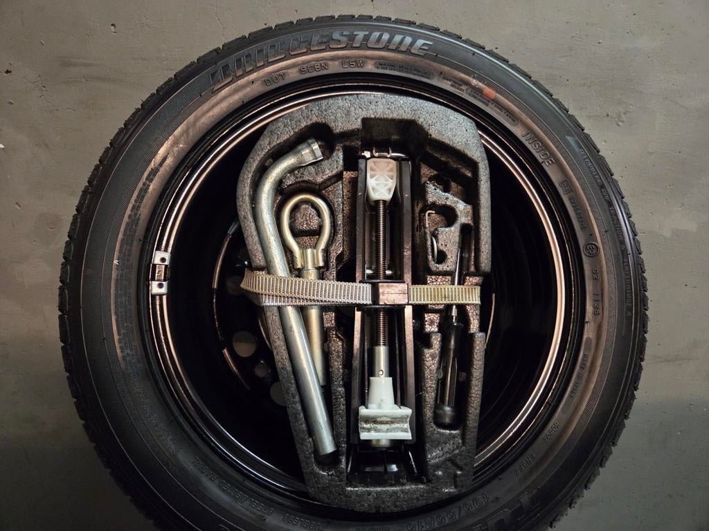 Reservewiel krikset VW Polo / ibiza / Fabia, Ophalen of Verzenden