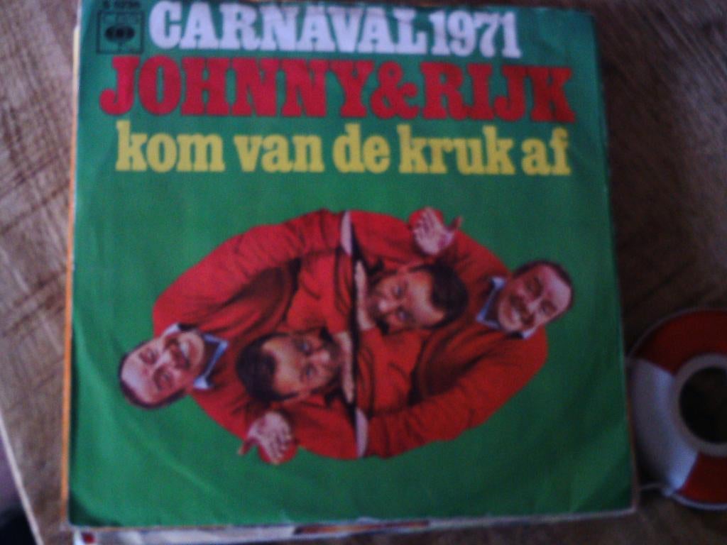 johnny & rijk - kom van de kruk af  8mrt, 7 inch, Single, Ophalen of Verzenden, Zo goed als nieuw