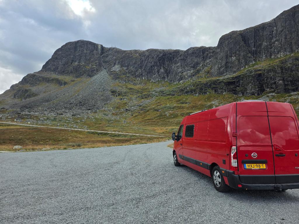 Zelfvoorzienende buscamper, klaar voor avontuur, Caravans en Kamperen, Overige merken, Buscamper of Camperbus, Tot en met 2, 7 tot 12 maanden geleden