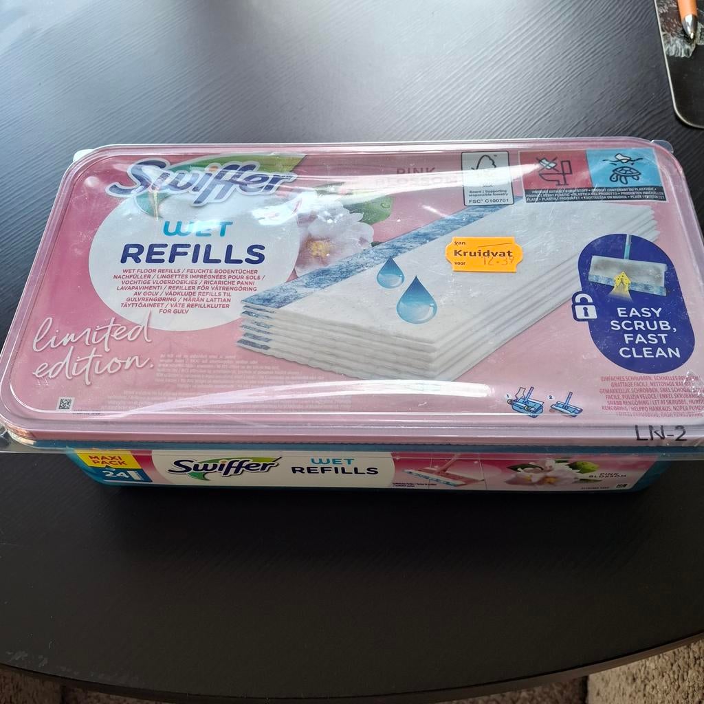 Swiffer natte dweildoeken, Ophalen
