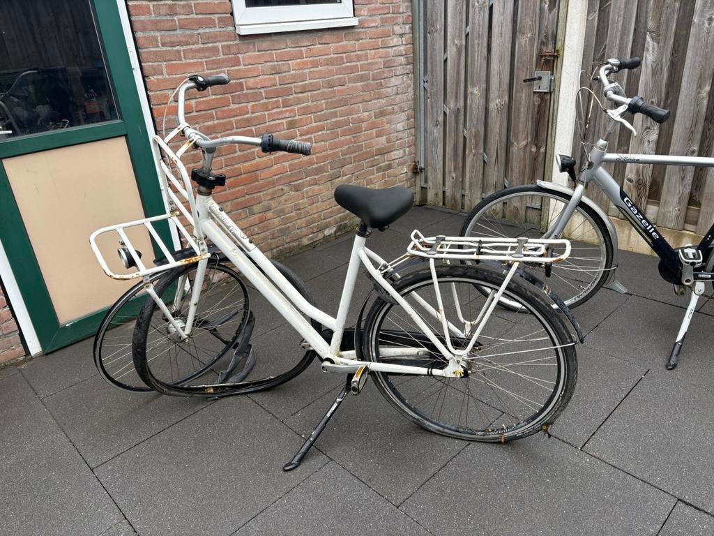 Damesfiets Gazelle wit, Ophalen, Zo goed als nieuw, Gazelle