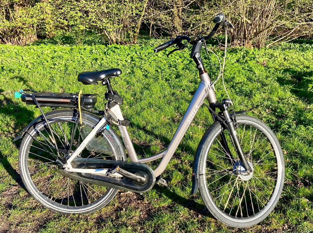 Elektrische fiets Stella Livorno, Gebruikt, 51 tot 55 cm, 50 km per accu of meer, Ophalen