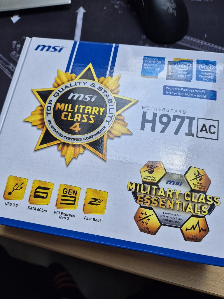 msi h97i met cpu/koeler, Computers en Software, Moederborden, Gebruikt, DDR3, Ophalen of Verzenden, Mini-ITX