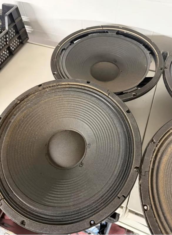 EAW RCF LC-1514 woofer 15 inch voor recone, Audio, Tv en Foto, Luidsprekers, Subwoofer, Niet werkend, Minder dan 60 watt, Ophalen