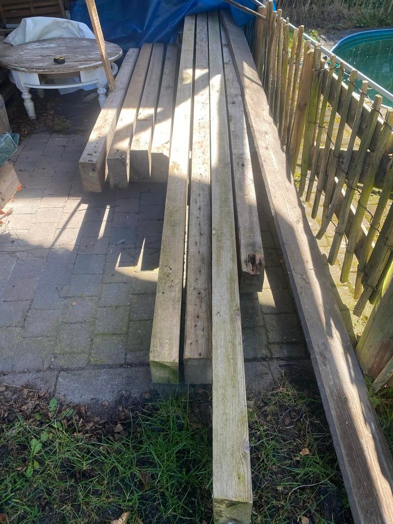 8 gebruikte balken, diverse lengtes en kopmaten, Doe-het-zelf en Verbouw, Hout en Planken, Ophalen, Gebruikt, Balk, Overige houtsoorten