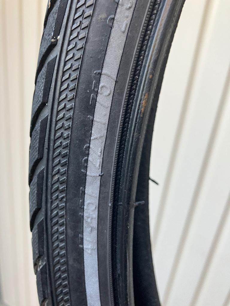 Twee Fietsbanden voor 22 Inch kinderfiets, Gebruikt, Band, Kinderfiets, Rubber
