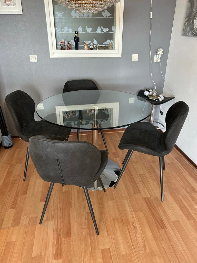 Eethoek met glazen tafel en 4 stoelen, Huis en Inrichting, Complete eetkamers, Zo goed als nieuw, 4 tot 6 stoelen, Ophalen