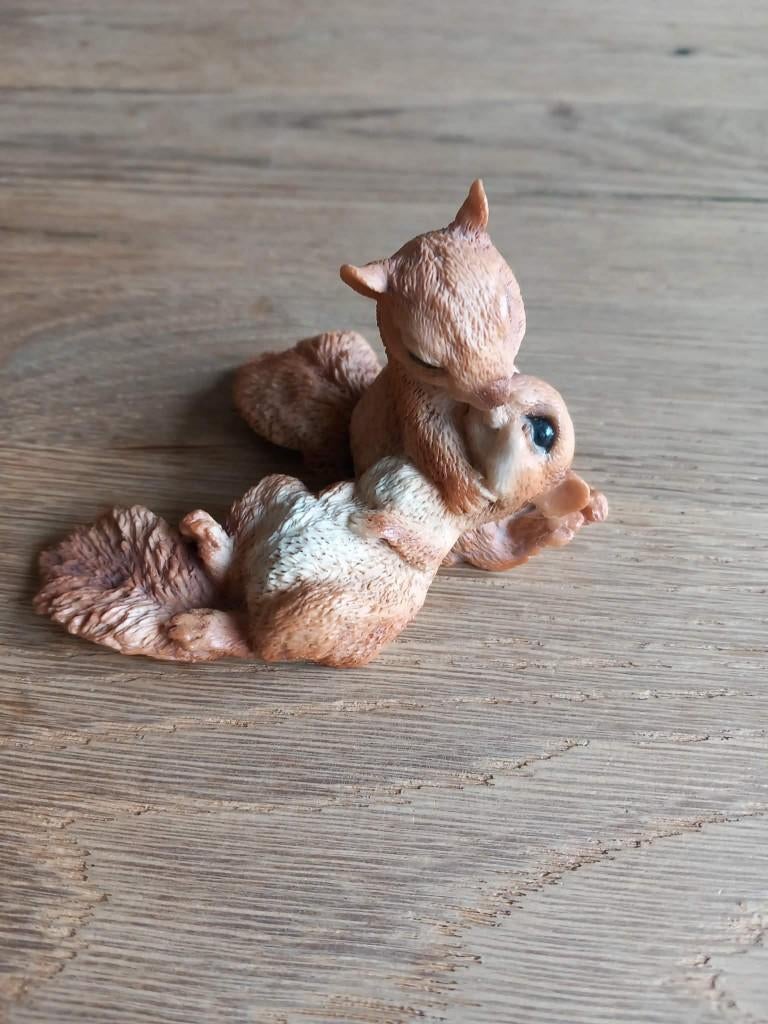 Eekhoorn , Squirrel, Verzamelen, Beelden en Beeldjes, Ophalen of Verzenden, Zo goed als nieuw, Dier