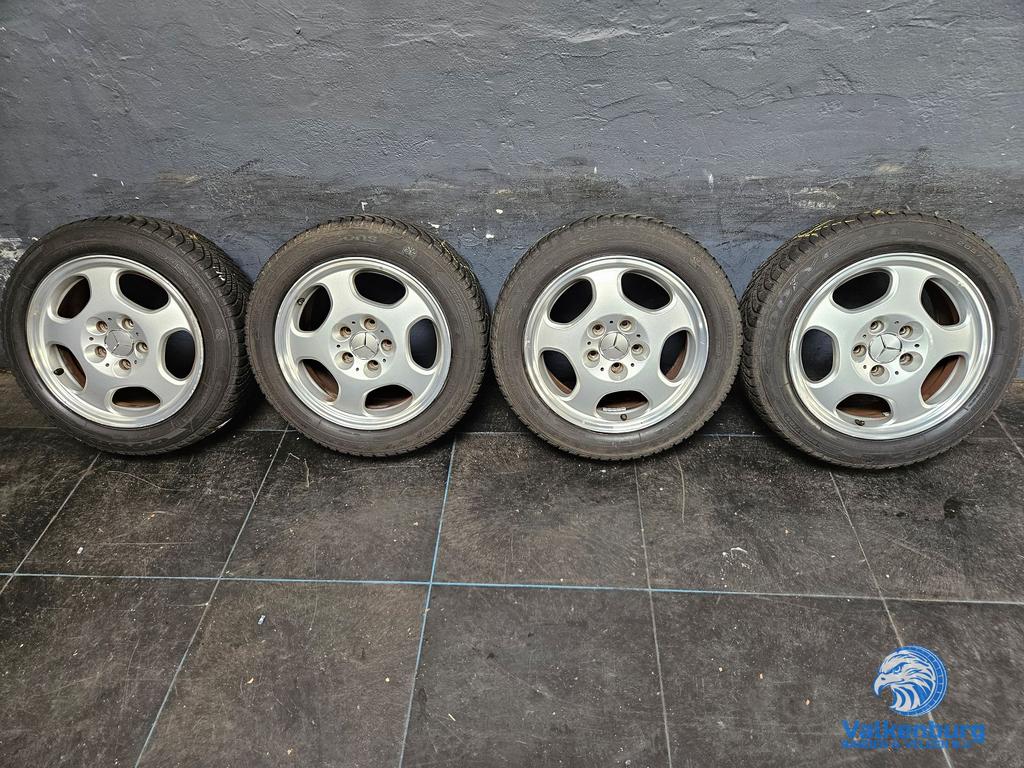 6mm! Originele Mercedes E-klasse W210 16 inch velgen 5x112 A, Gebruikt, -, Banden en Velgen, All Season