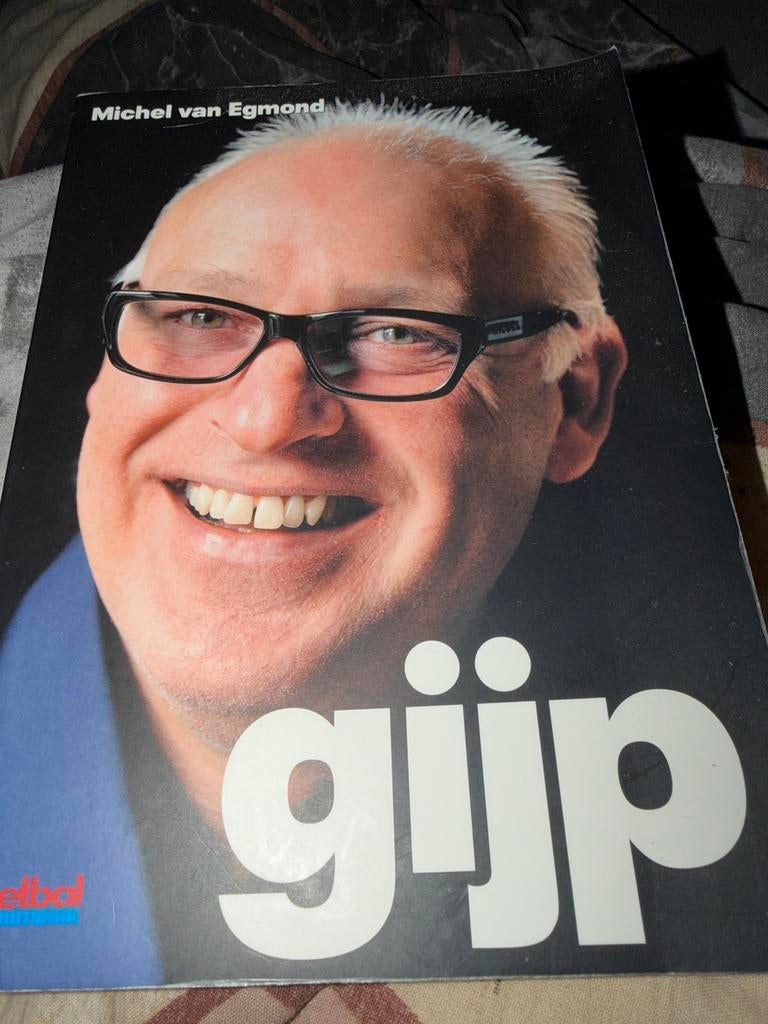 NK1.   Gijp - Michel van Egmond (Voetbalbiografie), Ophalen of Verzenden, Zo goed als nieuw, Overige sporten