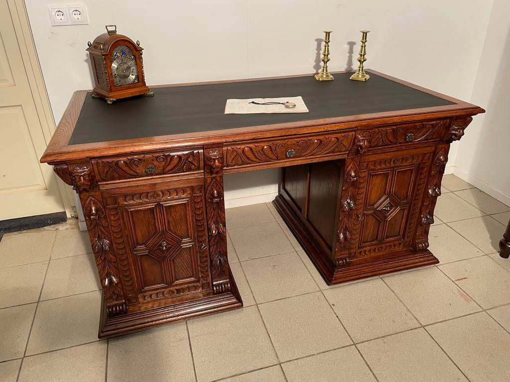 Oud Hollands massief eiken bureau met zwart inlegwerk, Antiek en Kunst, Antiek | Meubels | Tafels, Ophalen