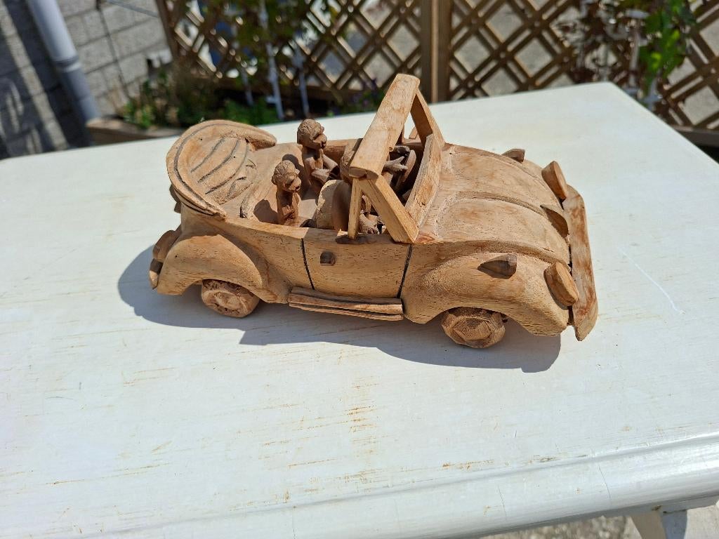 vintage zeer oud handgemaakte cabrio houten auto met 4 aapje, Antiek en Kunst, Ophalen of Verzenden, Houtsnijwerk