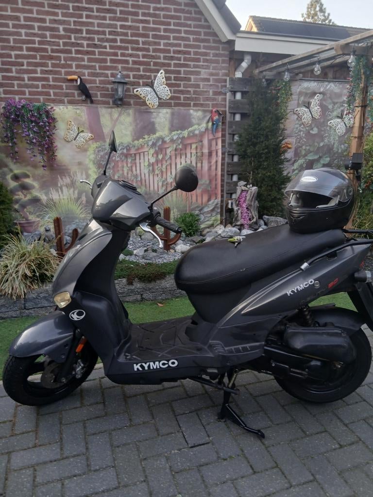 Te koop kymco scooter.., Fietsen en Brommers, Scooters | Kymco, Ophalen of Verzenden, Nieuw, Benzine, Overige modellen