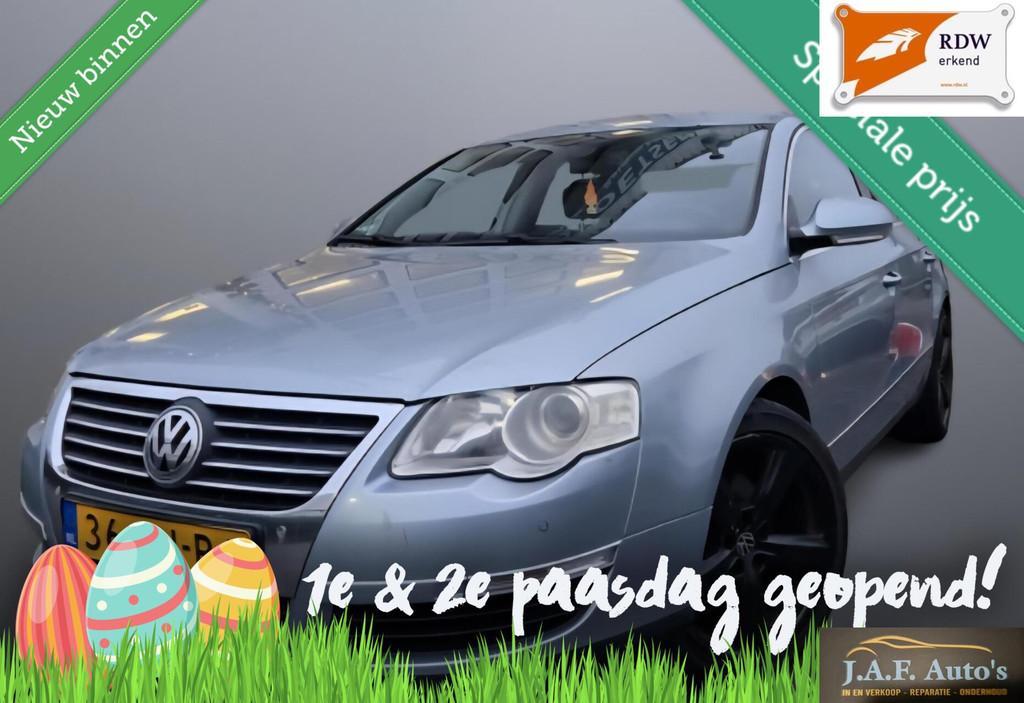 Volkswagen Passat 2.0 FSI Highline Nw APK Leder Luxe, Voorwielaandrijving, Gebruikt, 4 cilinders, Blauw