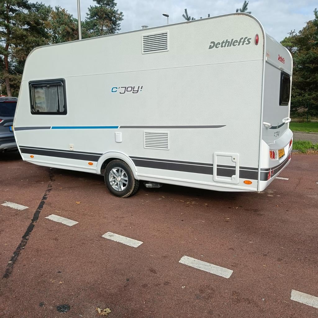 Dethleffs 420 bj '22 +MOVER+UNICO VERONA VOORTENT ALS NIEUW!, Caravans en Kamperen, Rondzit, Dwarsbed, Bedrijf, 750 - 1000 kg