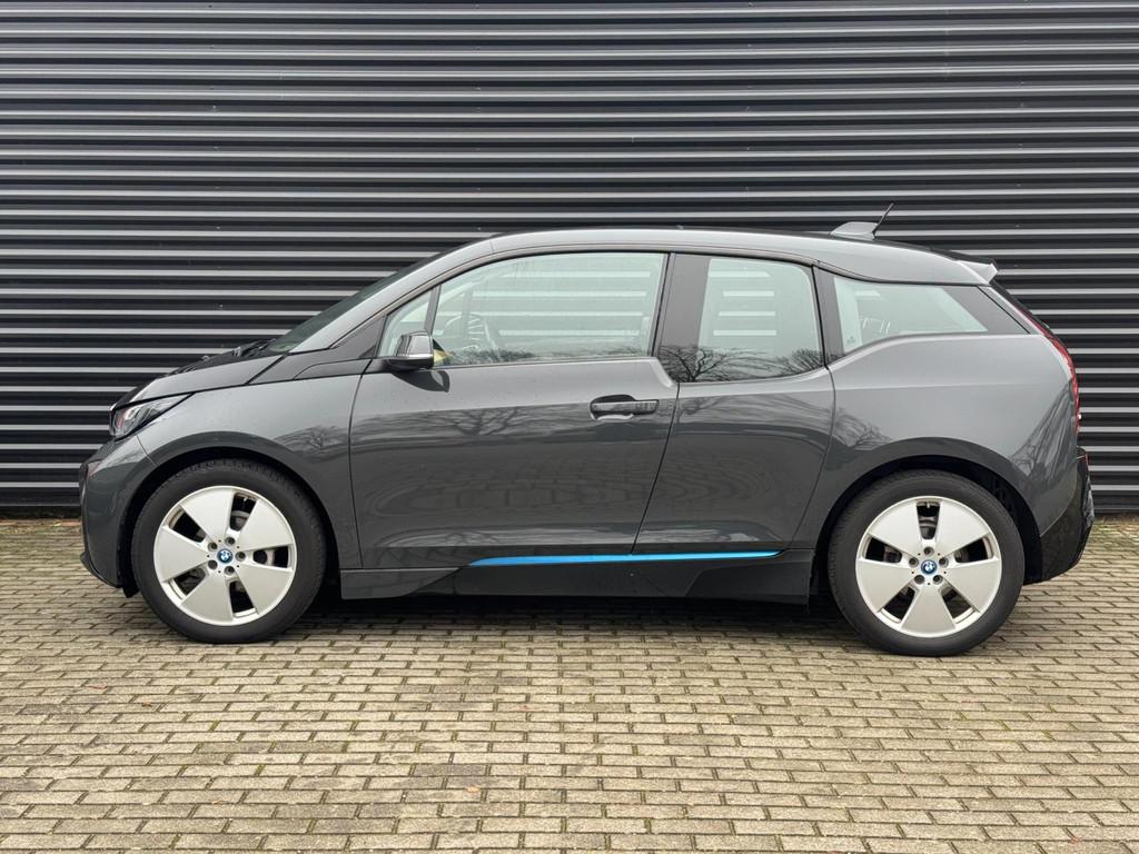 BMW I3 Comfort Advance 22 kWh | 81%SOH | PANO | Leder | Hout, Automaat, Achterwielaandrijving, Gebruikt, Zwart
