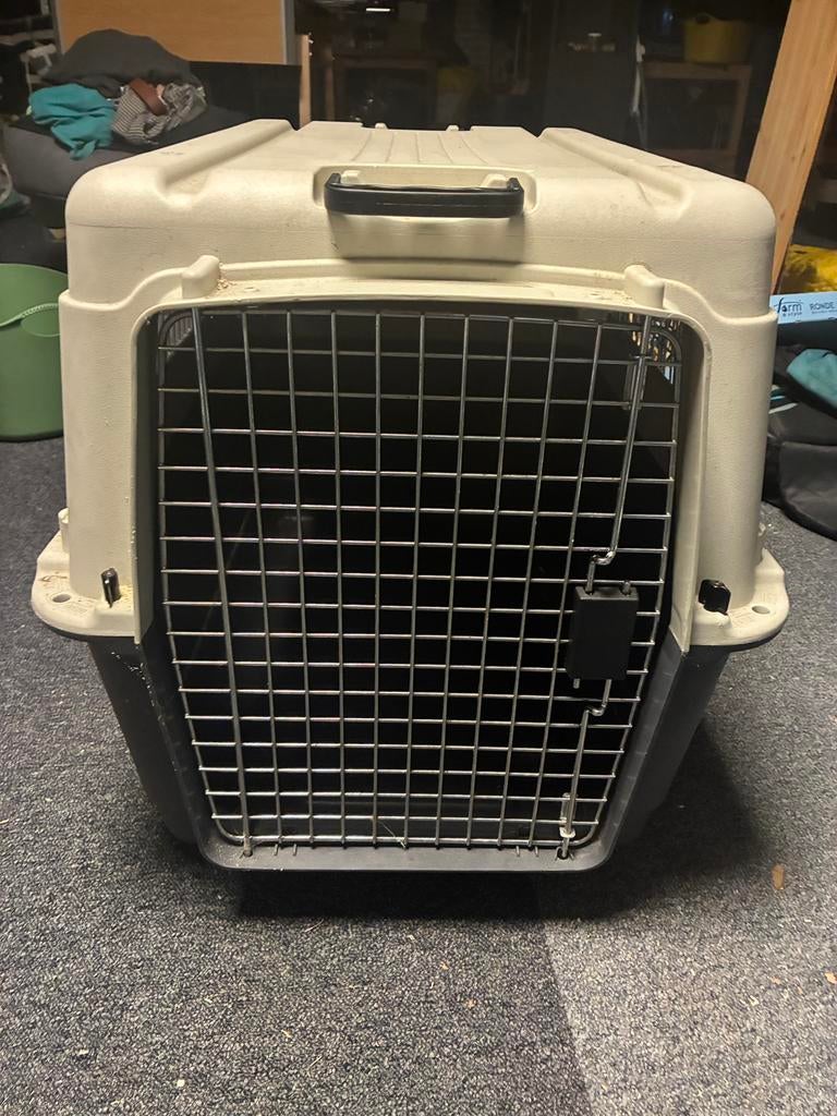 Hondenbench vliegtuig, Ophalen, Zo goed als nieuw