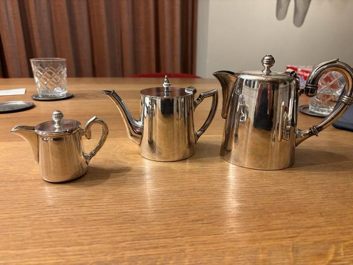 2 Verzilverde kannetjes, Ophalen of Verzenden, Zilver