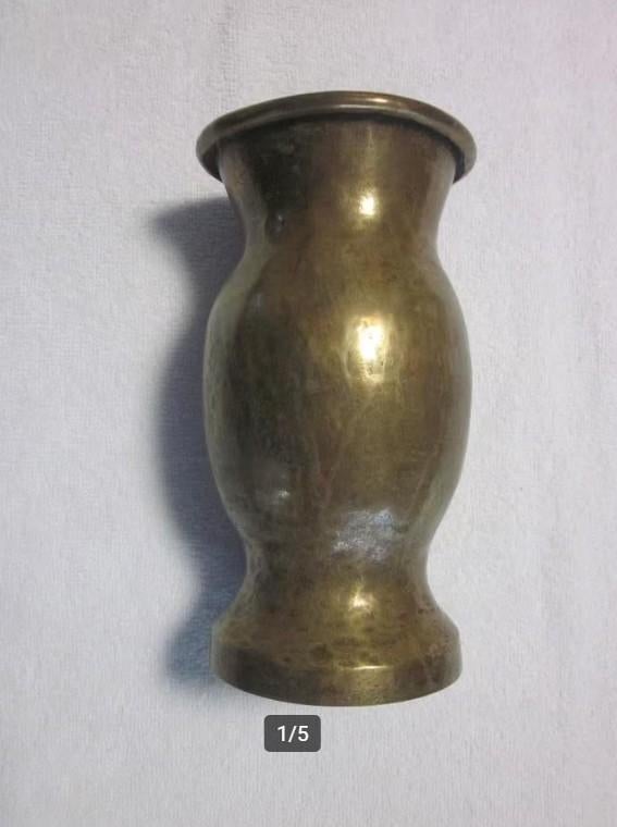 Koperen vaas gemaakt van granaathuls 1943 75 mm M18., Verzamelen, Ophalen of Verzenden, Landmacht, Nederland, Kunstobject