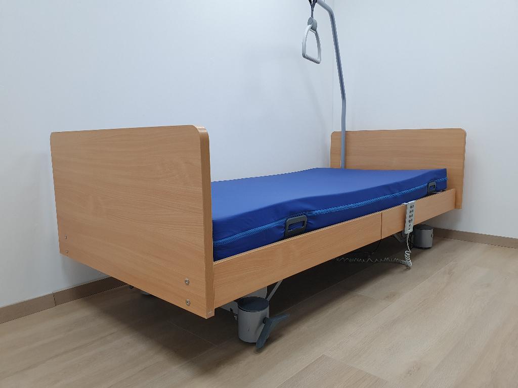 seniorenbed - hooglaag bed - verpleegbed - Stiegelmeijer bed, Verstelbaar, 90 cm, Eenpersoons, Verzenden