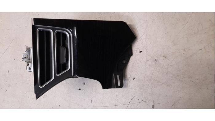 Dashboard sierlijst van een Tesla Model X, Gebruikt, -, Overige automerken, -