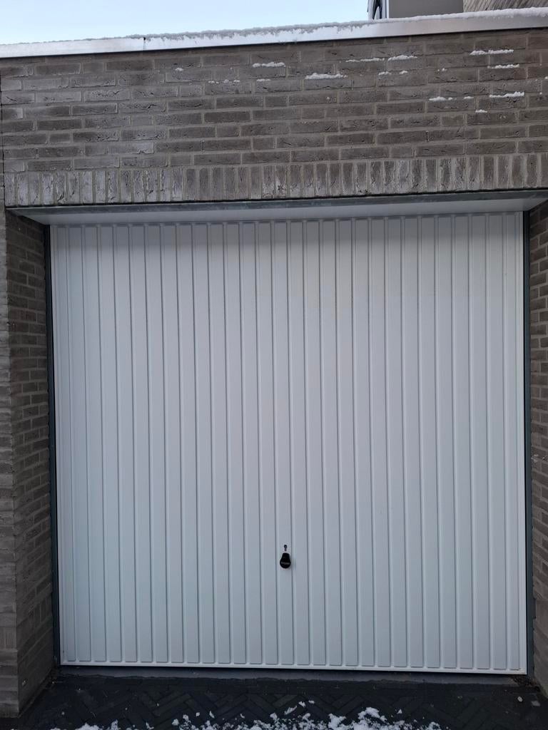 Hörmann Kanteldeur Garagedeur  - 2500x2375, Doe-het-zelf en Verbouw, Garagedeur, Ophalen of Verzenden, Zo goed als nieuw, 120 cm of meer