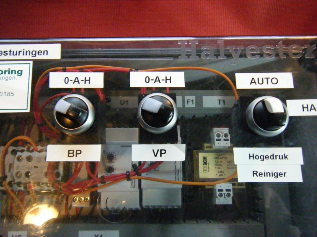 Schakelkast- Automatisch +Tijdklok +Niveau controle  230V, Ophalen, Gebruikt, Overige typen