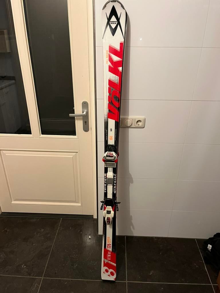 Ski volkl, Overige merken, 160 tot 180 cm, Ophalen of Verzenden, Zo goed als nieuw