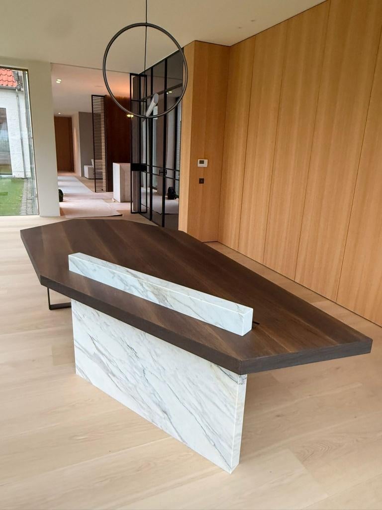 Uniek bureau by Dieter Vander Velpen, Ophalen, Zo goed als nieuw