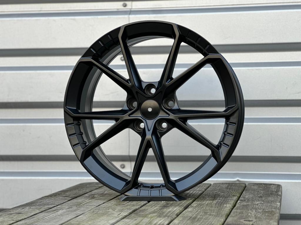 19 inch HYUNDAI N-Performance Look Sportvelgen HYUNDAI, KIA, 19 inch, 2525LV, Velg(en), Nieuw