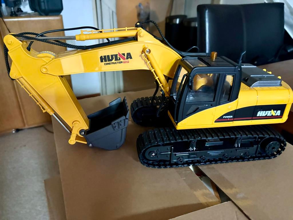 Huina  RC Graafmachine - Zo goed als nieuw!, Ophalen, Zo goed als nieuw