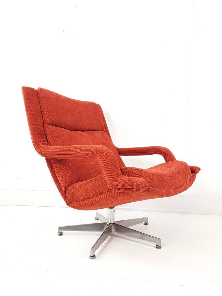 Vintage Artifort fauteuil F140 Harcourt nieuw gestoffeerd, -, -, Nieuw, 75 tot 100 cm