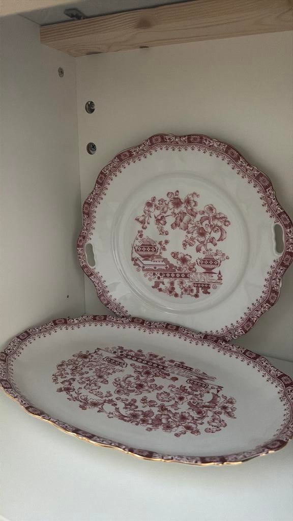 Antiek servies Seltmann weiden bavaria servies rood/goud/wit, Ophalen