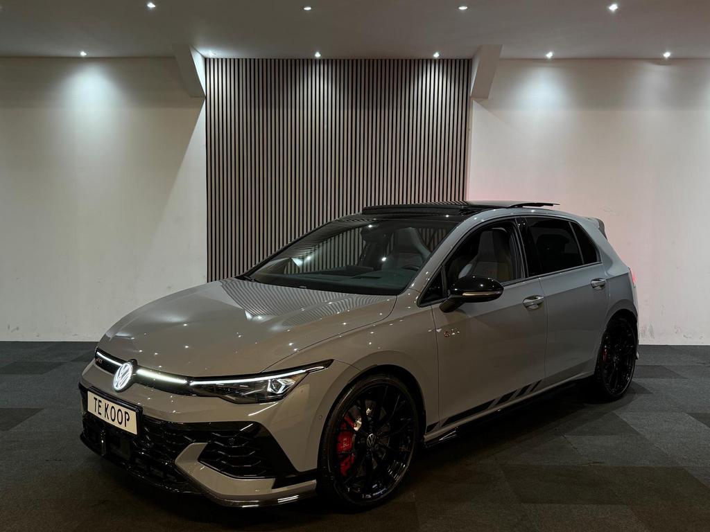Volkswagen Golf 8.5 2.0 TSI GTI Clubsport /PANO/LEDER/AKRA/, 1998 cc, Euro 6, 4 cilinders, Leder
