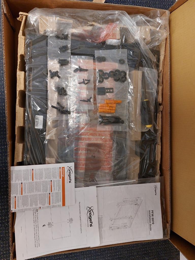 Vögel's PFW 6870 Muurbeugel - Nieuw in Verpakking, Ophalen of Verzenden, Nieuw