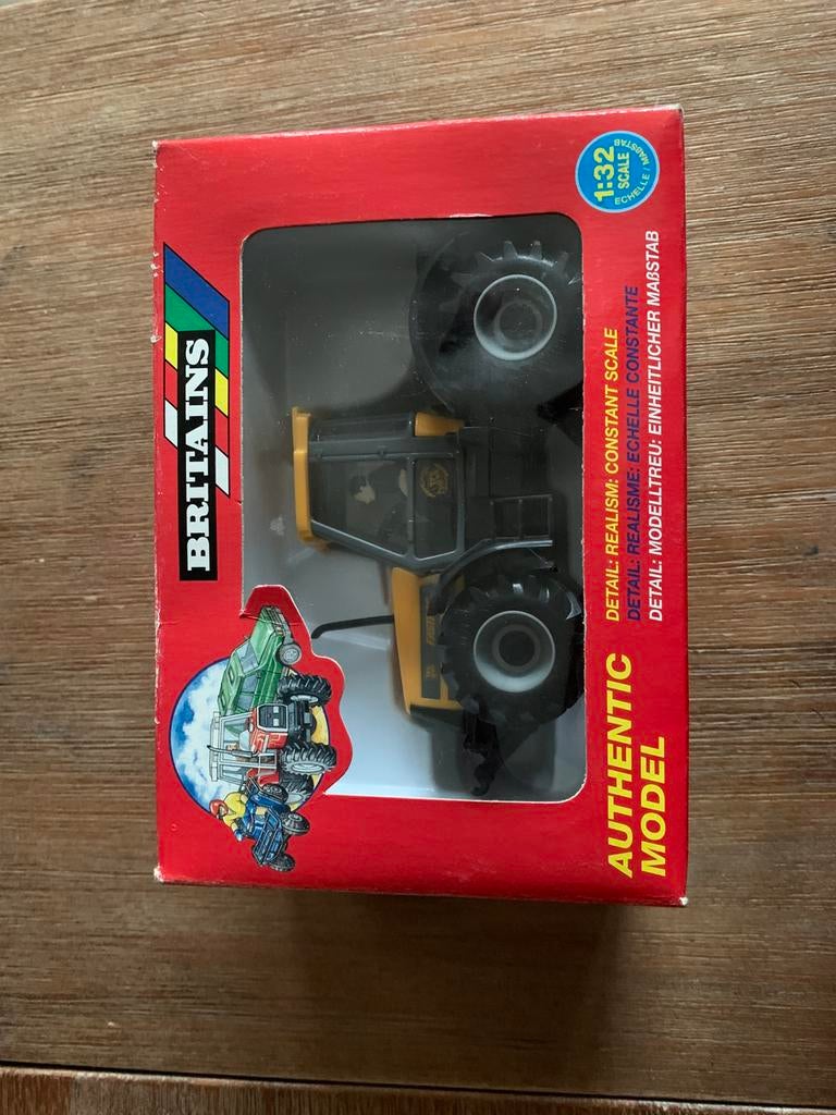 Britains JCB Fastrac 1135 1:32, Ophalen of Verzenden, Zo goed als nieuw, Tractor of Landbouw, Britains