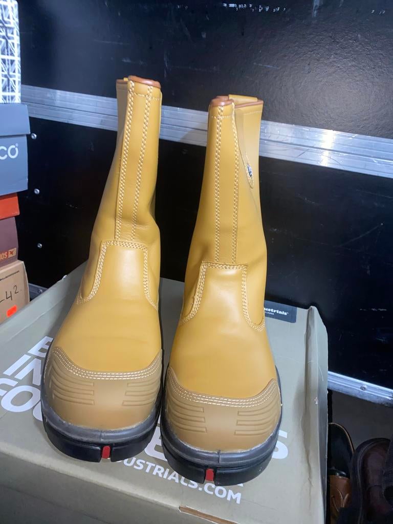 Stoere Bata Industrials Werklaarzen, Kleding | Heren, Schoenen, Ophalen of Verzenden, Zo goed als nieuw, Bruin, Werkschoenen