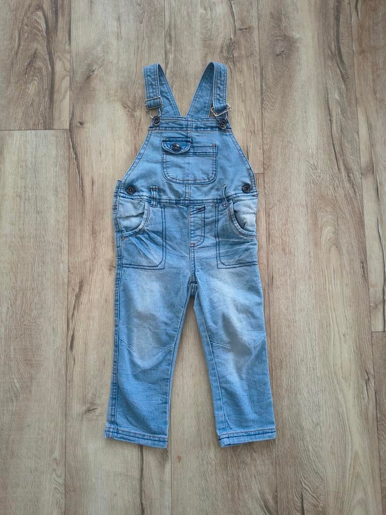 Prachtige blauwe denim salopette, 92. Just Small tuinbroek., Broek, Ophalen of Verzenden, Onb, Just small